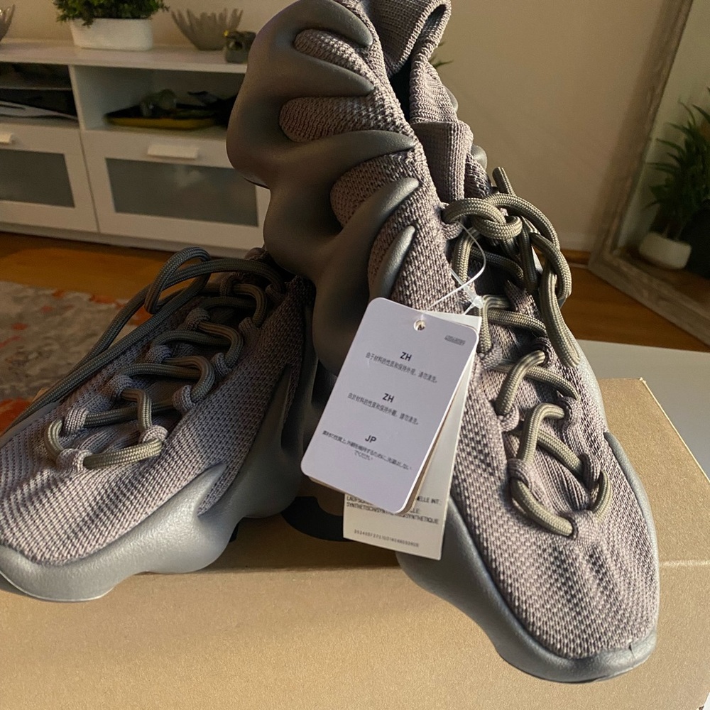 YEEZY 450